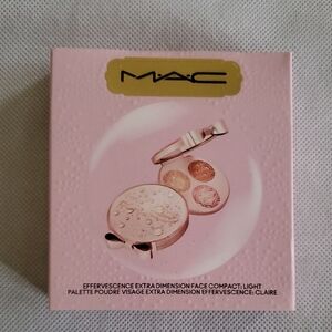 BNIB MAC Effervescence Face Compact